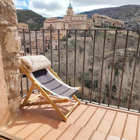 Mirador De Palacios- Centrico Con Vistas Y Parking Cerca Albarracín Extérieur photo