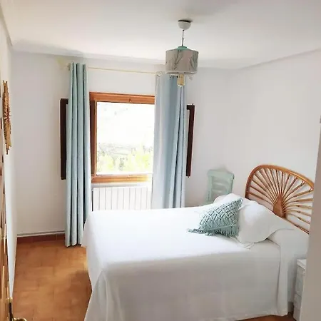 Mirador De Palacios- Centrico Con Vistas Y Parking Cerca Albarracín Extérieur photo