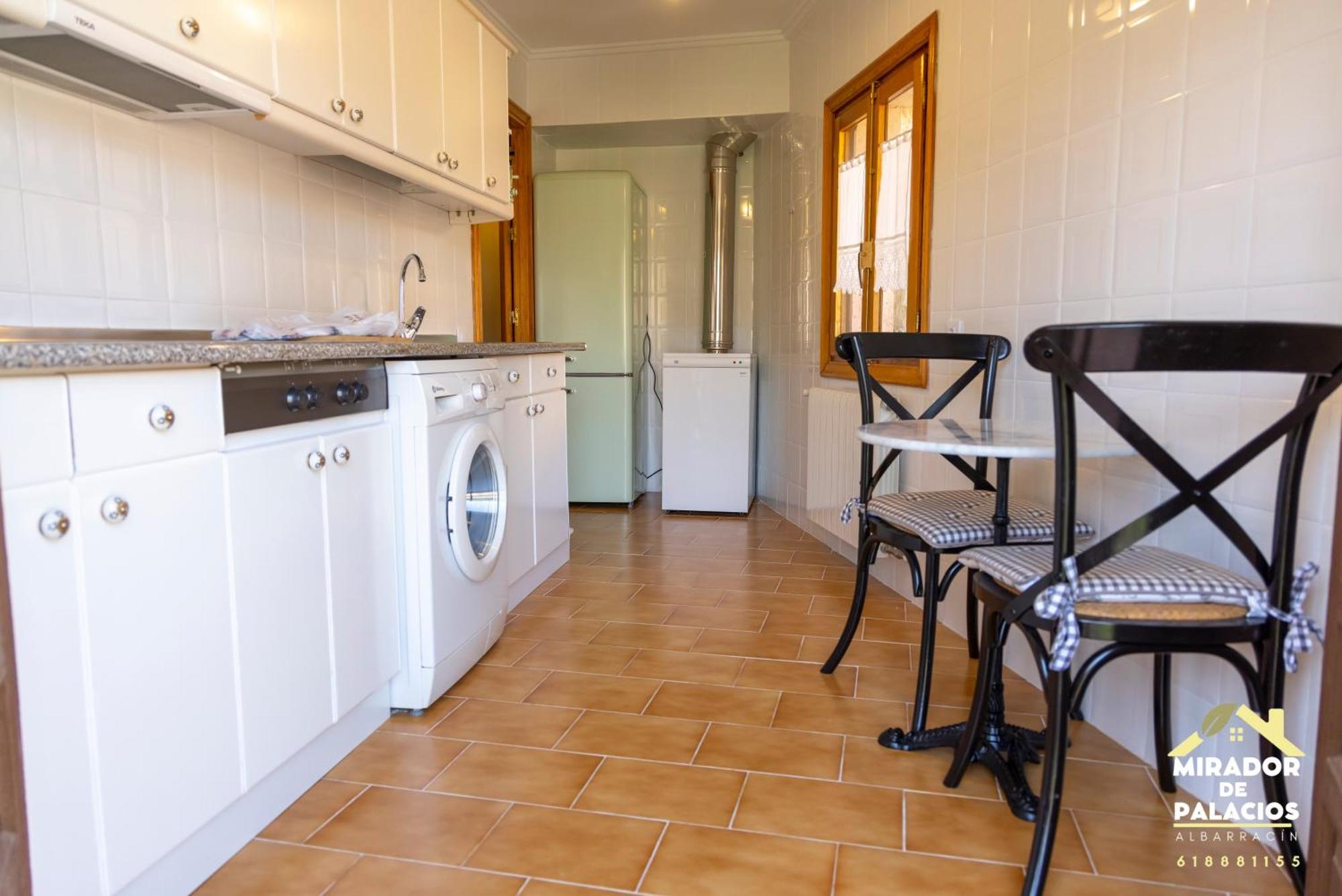 Mirador De Palacios- Centrico Con Vistas Y Parking Cerca Appartement