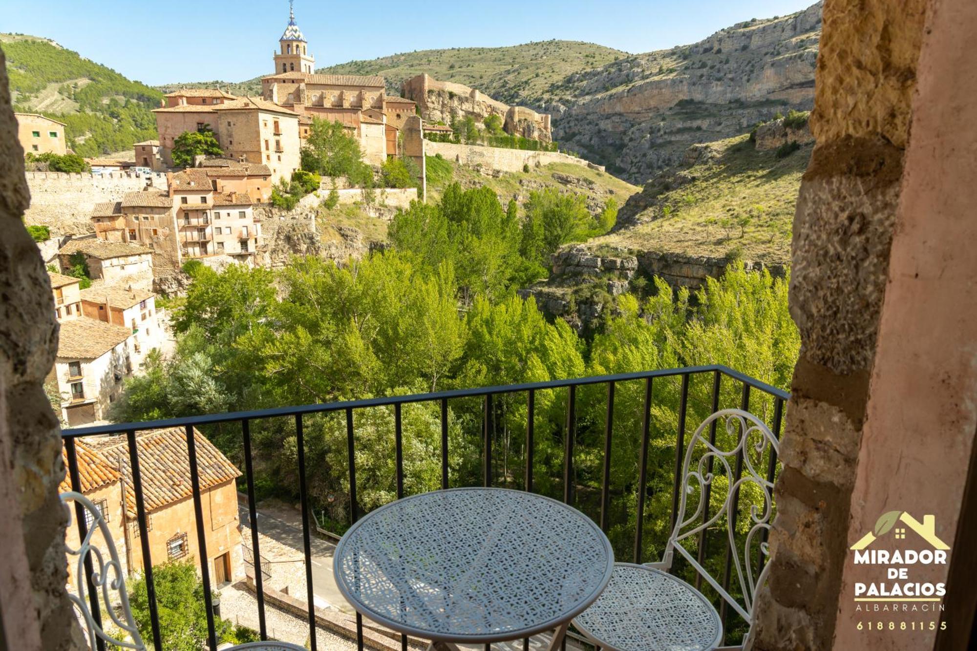 Mirador De Palacios- Centrico Con Vistas Y Parking Cerca Appartement Albarracín